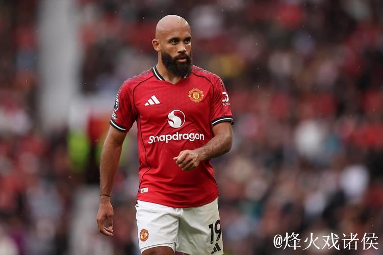 曼联或锁定泰勒-亚当斯作为六号位理想人选